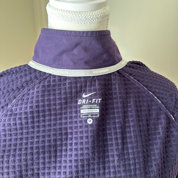 Nike Dri-Fit Zip Up - Picture 5 of 5